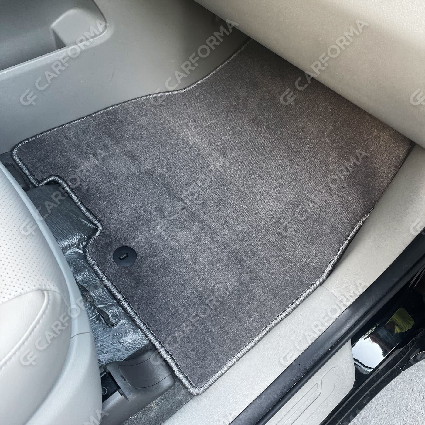 Коврики на KIA Carnival III 7 мест 2014&nbsp;-&nbsp;2021 в Новокузнецке