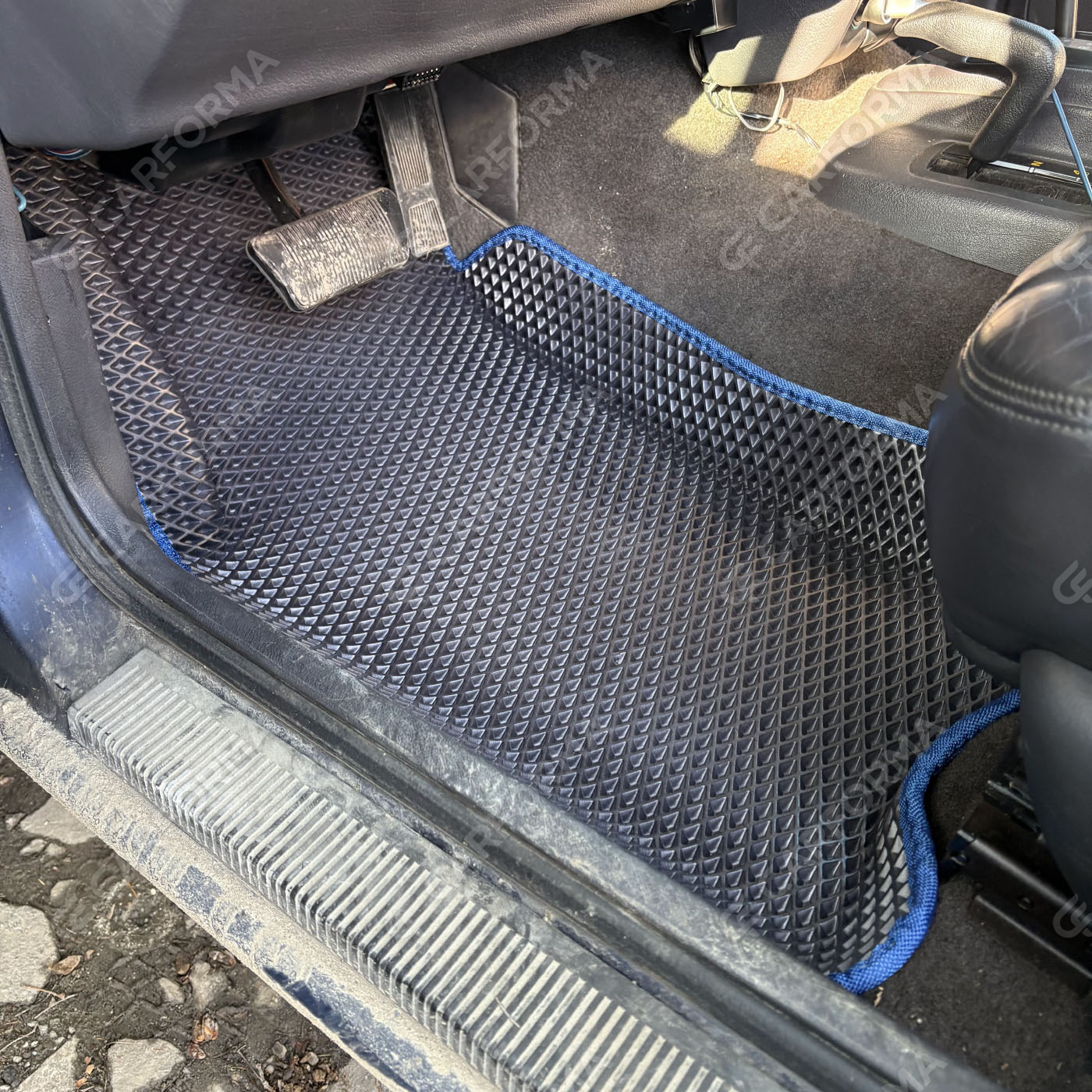 Коврики на Jeep Grand Cherokee (ZJ) 1992&nbsp;-&nbsp;1999 в Новокузнецке