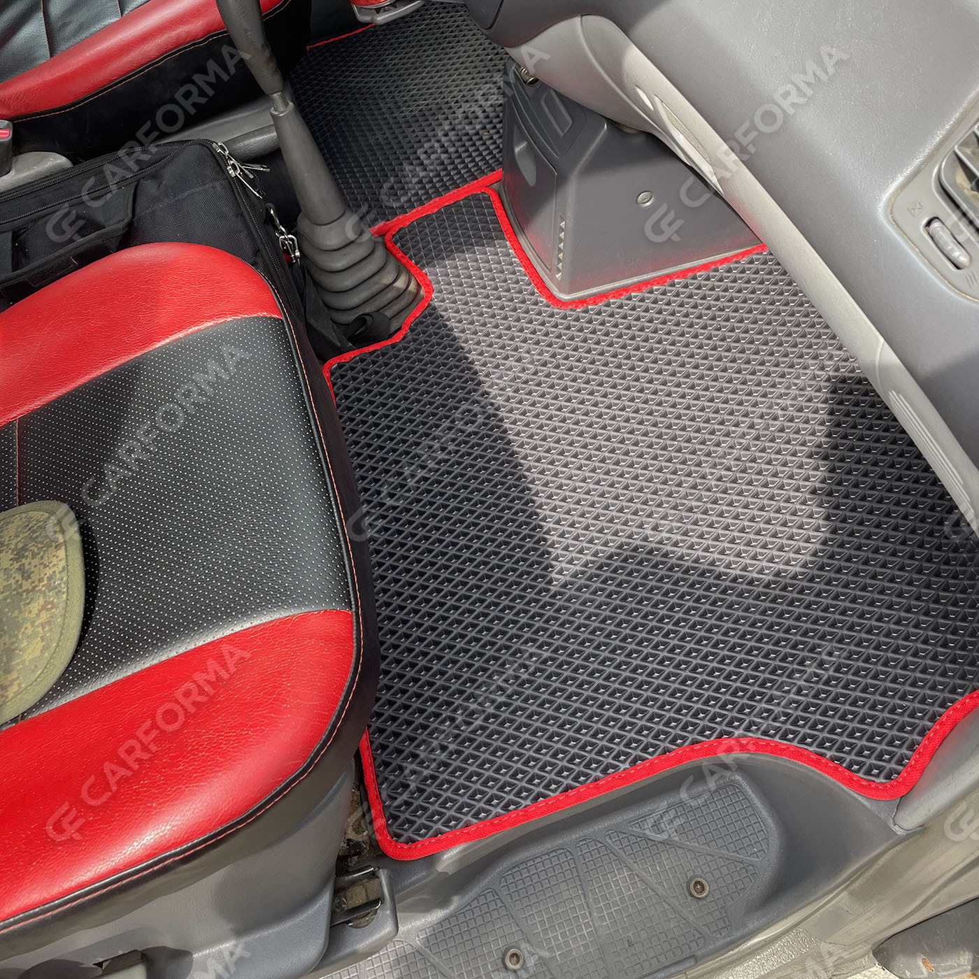 Ворсовые коврики на Mitsubishi Space Gear 1994&nbsp;-&nbsp;2007 в Новокузнецке