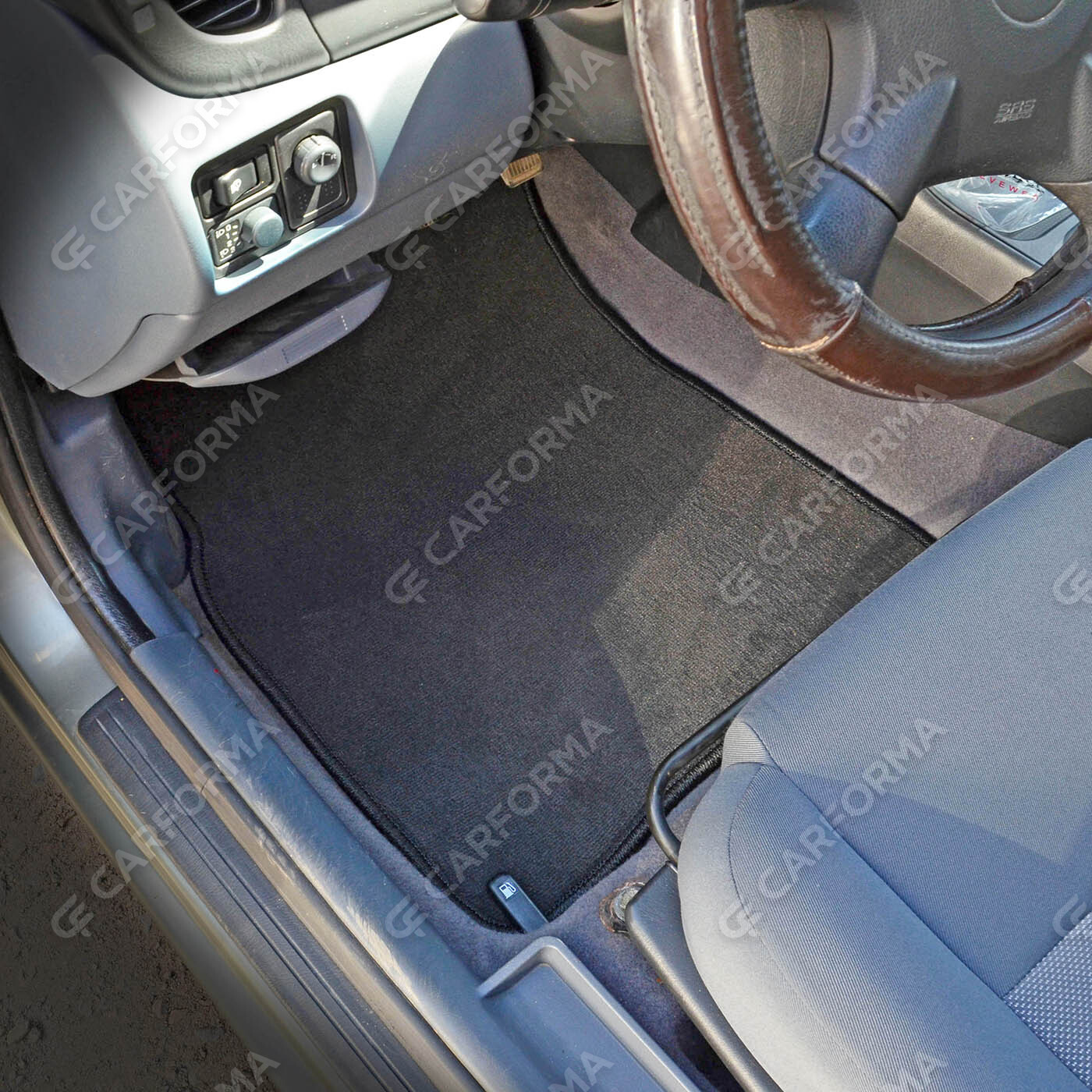 Коврики на Nissan Almera 2 (N16) 2000&nbsp;-&nbsp;2006 в Новокузнецке