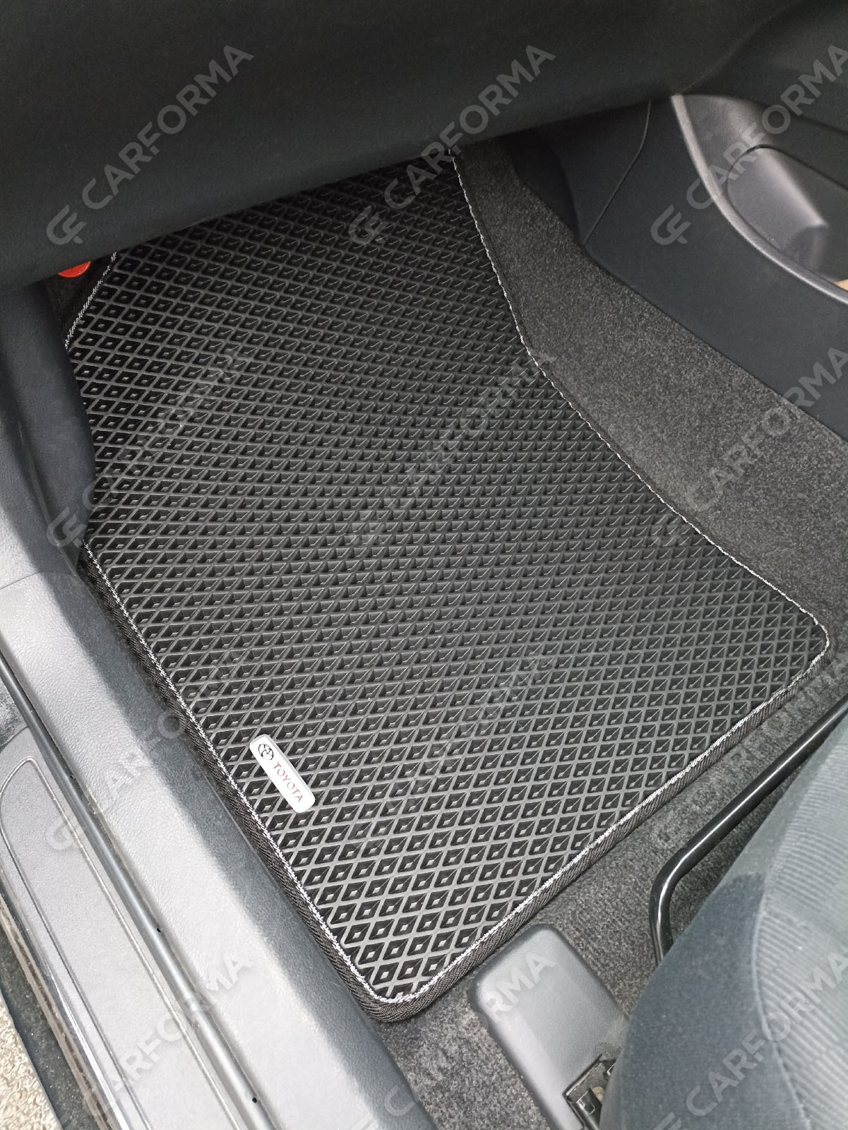 Коврики на Toyota Corolla Axio (E14) 2006&nbsp;-&nbsp;2012 в Новокузнецке