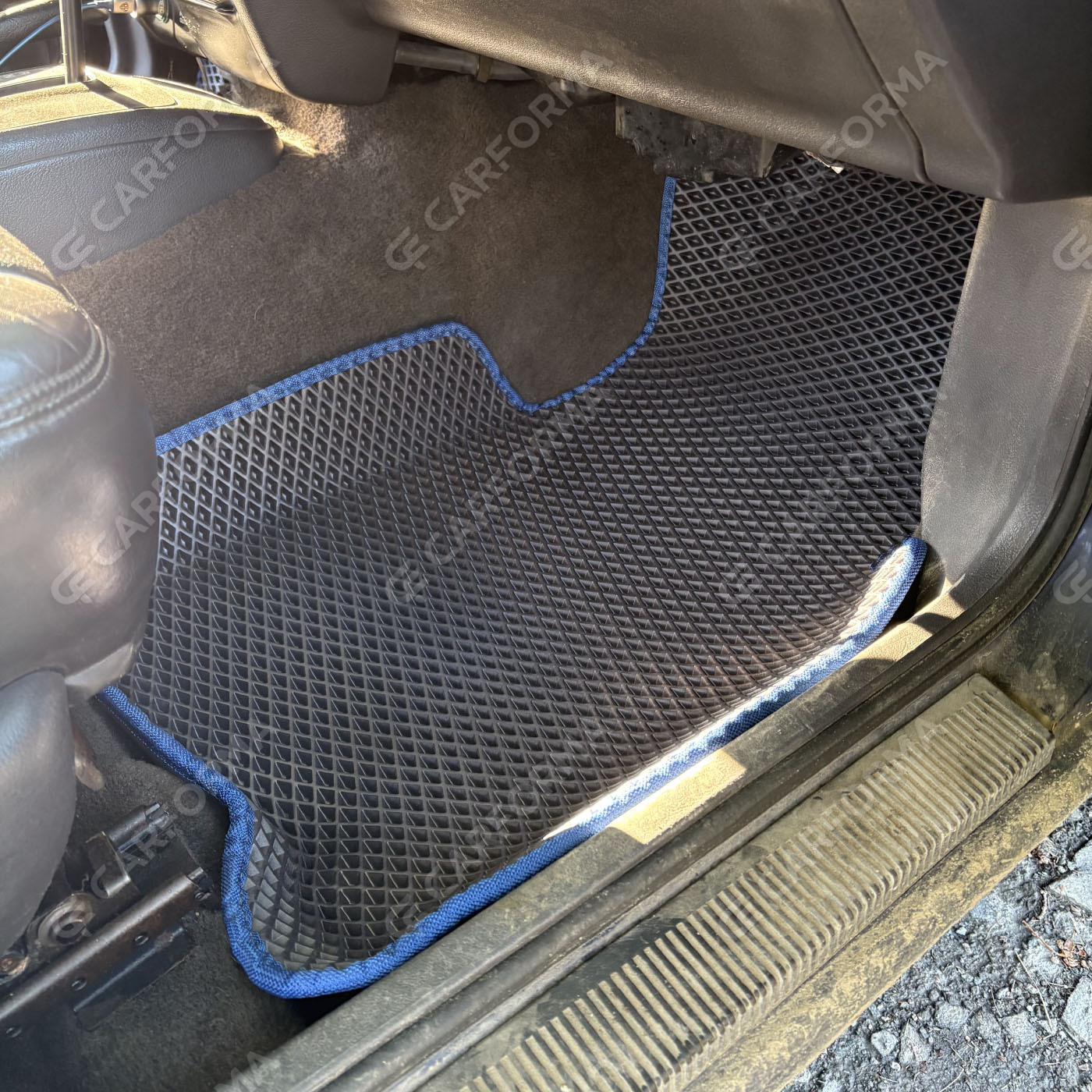 Коврики на Jeep Grand Cherokee (ZJ) 1992&nbsp;-&nbsp;1999 в Новокузнецке