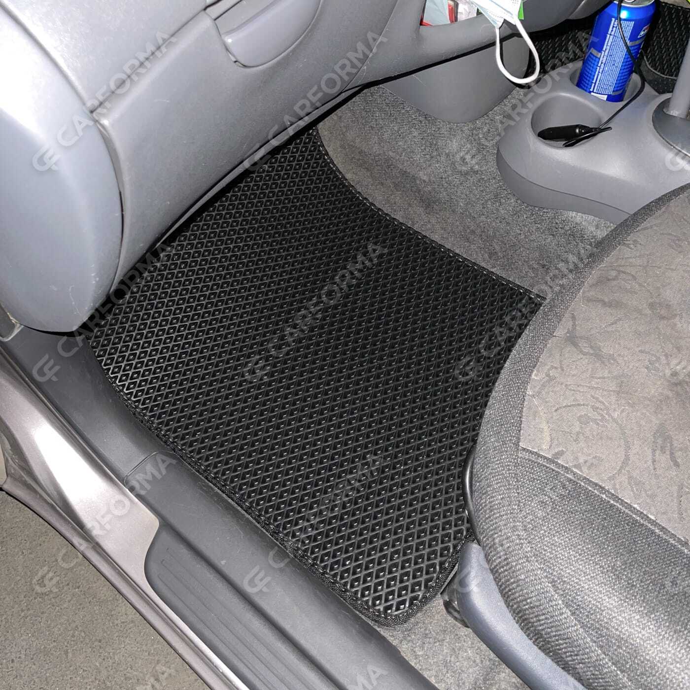 Коврики на Toyota Vitz I 1998&nbsp;-&nbsp;2005 в Новокузнецке