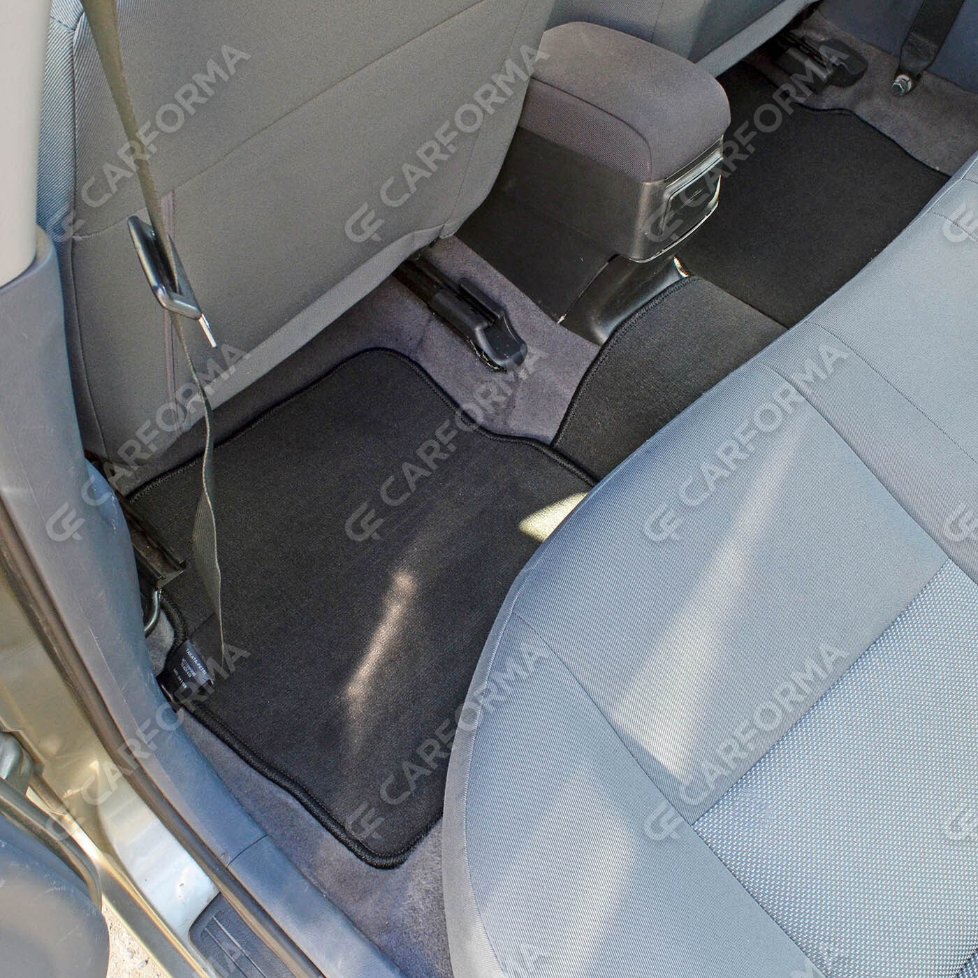 Коврики на Nissan Almera 2 (N16) 2000&nbsp;-&nbsp;2006 в Новокузнецке
