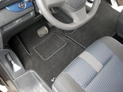 Коврики на Peugeot Traveller 2016 - 2025 в Новокузнецке
