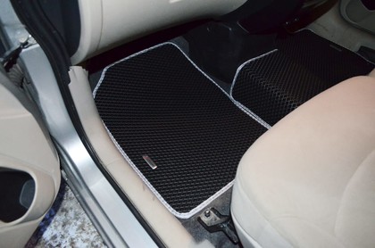 Ворсовые коврики на Mitsubishi Colt Plus VI 2004 - 2012 в Новокузнецке