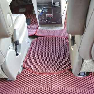 EVA коврики на Toyota Sienna II 2003 - 2010 в Новокузнецке