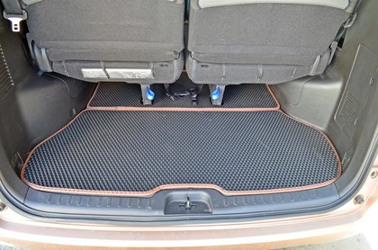 Ворсовые коврики на Nissan Serena (C26) 2010 - 2016 в Новокузнецке