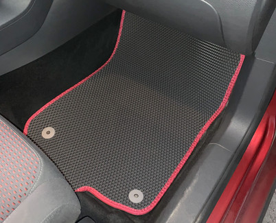 Ворсовые коврики на Seat Leon II 2005 - 2013 в Новокузнецке