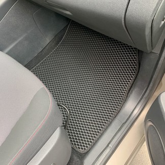Коврики на Renault Scenic III 2009 - 2016 в Новокузнецке
