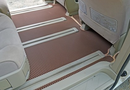 Ворсовые коврики на Toyota Estima III 2006 - 2019 в Новокузнецке