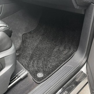Коврики на Volkswagen Touareg II 2010 - 2018 в Новокузнецке