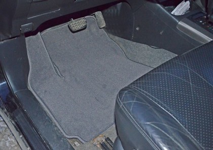 Коврики на Toyota Rav4 II 2000 - 2006 в Новокузнецке