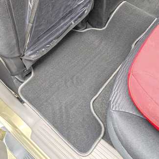 Коврики на Mitsubishi Pajero Sport II 2008 - 2017 в Новокузнецке