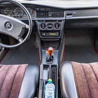Коврики на Mercedes 190 (W201) 1982 - 1993 в Новокузнецке