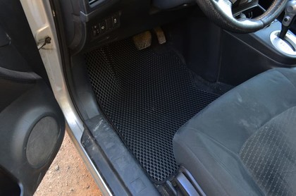 Ворсовые коврики на Nissan X-Trail II 2007 - 2015 в Новокузнецке