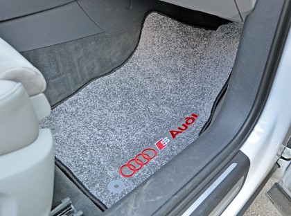 Ворсовые коврики на Audi Q3 (8U) 2011 - 2019 в Новокузнецке