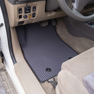 Ворсовые коврики на Toyota Fortuner I 2004 - 2015 в Новокузнецке