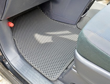 EVA коврики на Toyota Voxy (R80) 2014 - 2021 в Новокузнецке