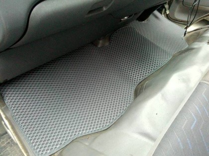 Коврики на Nissan Caravan (E25) 2001 - 2012 в Новокузнецке