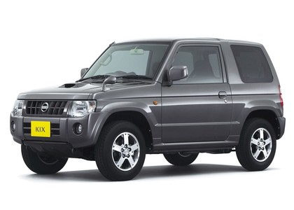 Коврики на Nissan Kix 2008 - 2012 в Новокузнецке