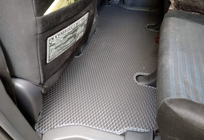 Ворсовые коврики на Toyota Voxy (R70) 2007 - 2013 в Новокузнецке