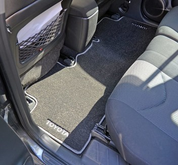 Коврики на Toyota Rav4 III 2006 - 2013 в Новокузнецке