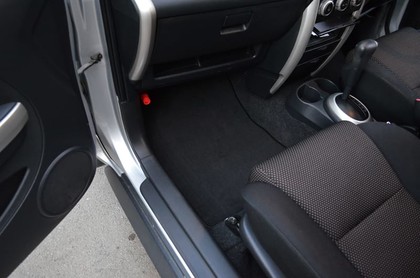 Ворсовые коврики на Toyota Ist I 2002 - 2007 в Новокузнецке