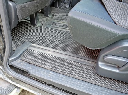 EVA коврики на Toyota Voxy (R80) 2014 - 2021 в Новокузнецке