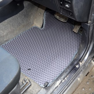 Коврики на Nissan Kix 2008 - 2012 в Новокузнецке