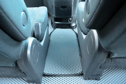 Ворсовые коврики на Nissan Serena (C26) 2010 - 2016 в Новокузнецке