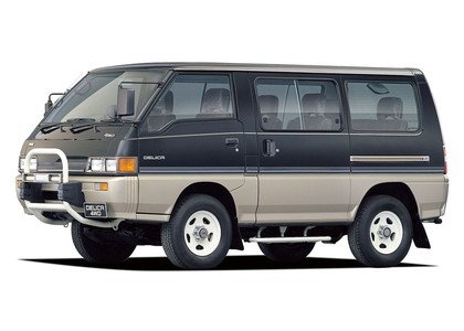 Коврики на Mitsubishi Delica 3 1986 - 1999 в Новокузнецке