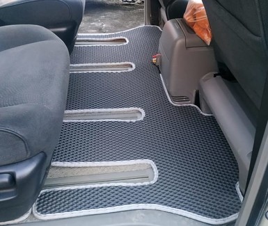 Ворсовые коврики на Toyota Alphard (H10) 2002 - 2008 в Новокузнецке
