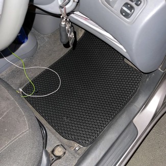 Коврики на Toyota Vitz I 1998 - 2005 в Новокузнецке