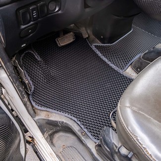 Ворсовые коврики на Hyundai H1 I 1996 - 2007 в Новокузнецке