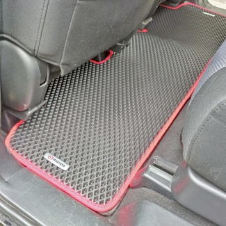 Коврики на Mazda Premacy II 2005 - 2010 в Новокузнецке