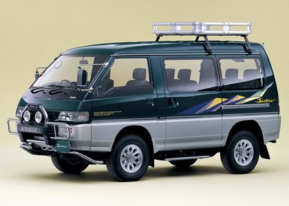 Коврики на Mitsubishi Delica 3 1986 - 1999 в Новокузнецке