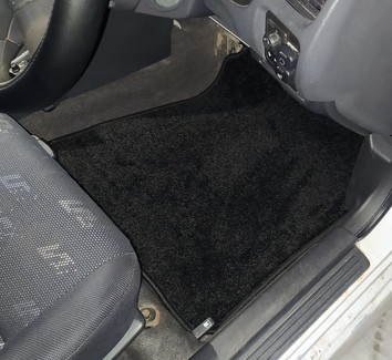 Коврики на Nissan Wingroad (Y11) 1999 - 2005 в Новокузнецке