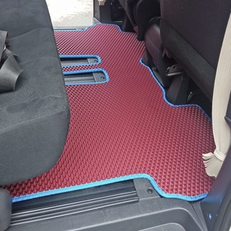 Коврики на Mitsubishi Delica D:5 2007 - 2025 в Новокузнецке