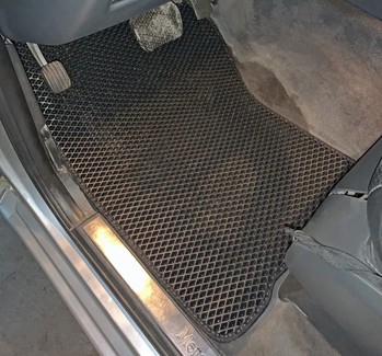 Коврики на Mercedes ML (W163) 1997 - 2005 в Новокузнецке