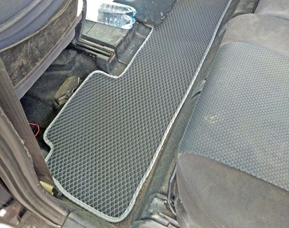 Ворсовые коврики на Toyota Wish I 2003 - 2009 в Новокузнецке