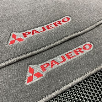 Коврики на Mitsubishi Pajero III 1999 - 2006 в Новокузнецке