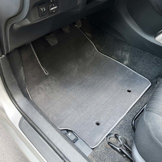 Коврики на Toyota Auris I 2006 - 2012 в Новокузнецке