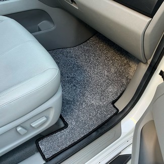 Ворсовые коврики на KIA Carnival III 2014 - 2021 в Новокузнецке