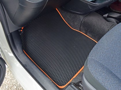 EVA коврики на Toyota Sienta II 2015 - 2022 в Новокузнецке