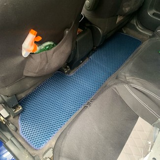 Коврики на Toyota Corolla Verso 2004 - 2010 в Новокузнецке