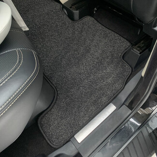 Коврики на Land Rover Range Rover Sport I 2005 - 2013 в Новокузнецке