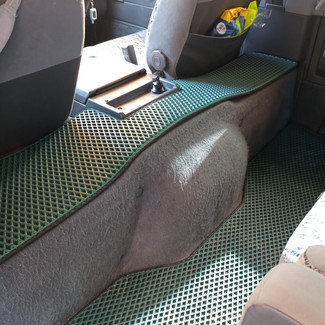 Коврики на Mitsubishi Delica 3 1986 - 1999 в Новокузнецке