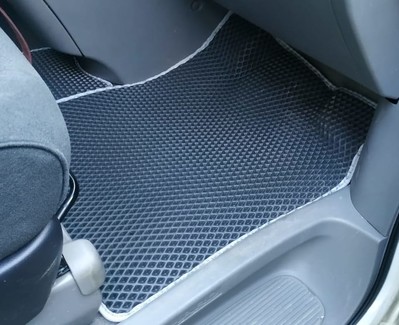 Ворсовые коврики на Toyota Alphard (H10) 2002 - 2008 в Новокузнецке