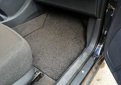 Коврики на Toyota Auris I 2006 - 2012 в Новокузнецке